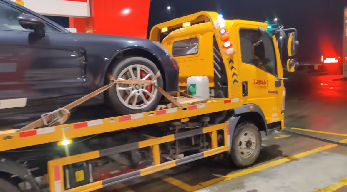 通化行车途中遇到突发状况该如何呼叫道路救援？